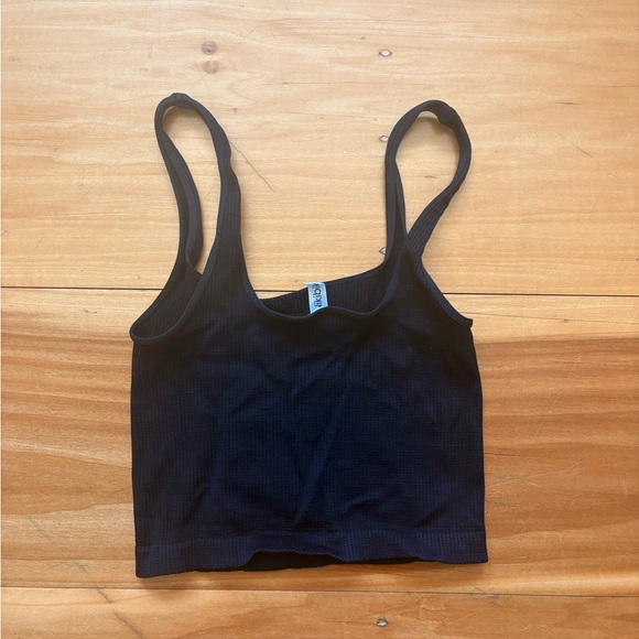 Nikibiki Black Ribbed Cropped Tank One Size NWOT - Picture 4 of 4